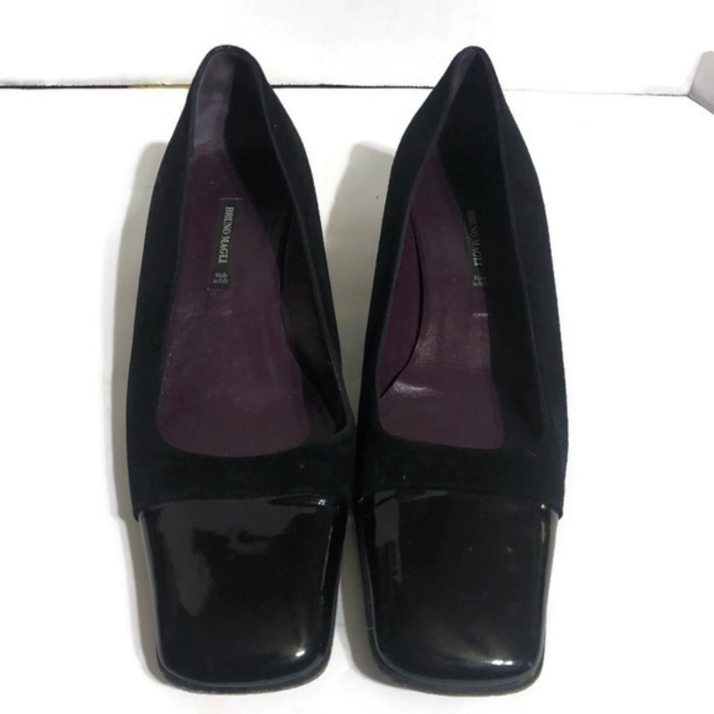 Bruno Magli vintage Womens Black suede and patent cap-toe